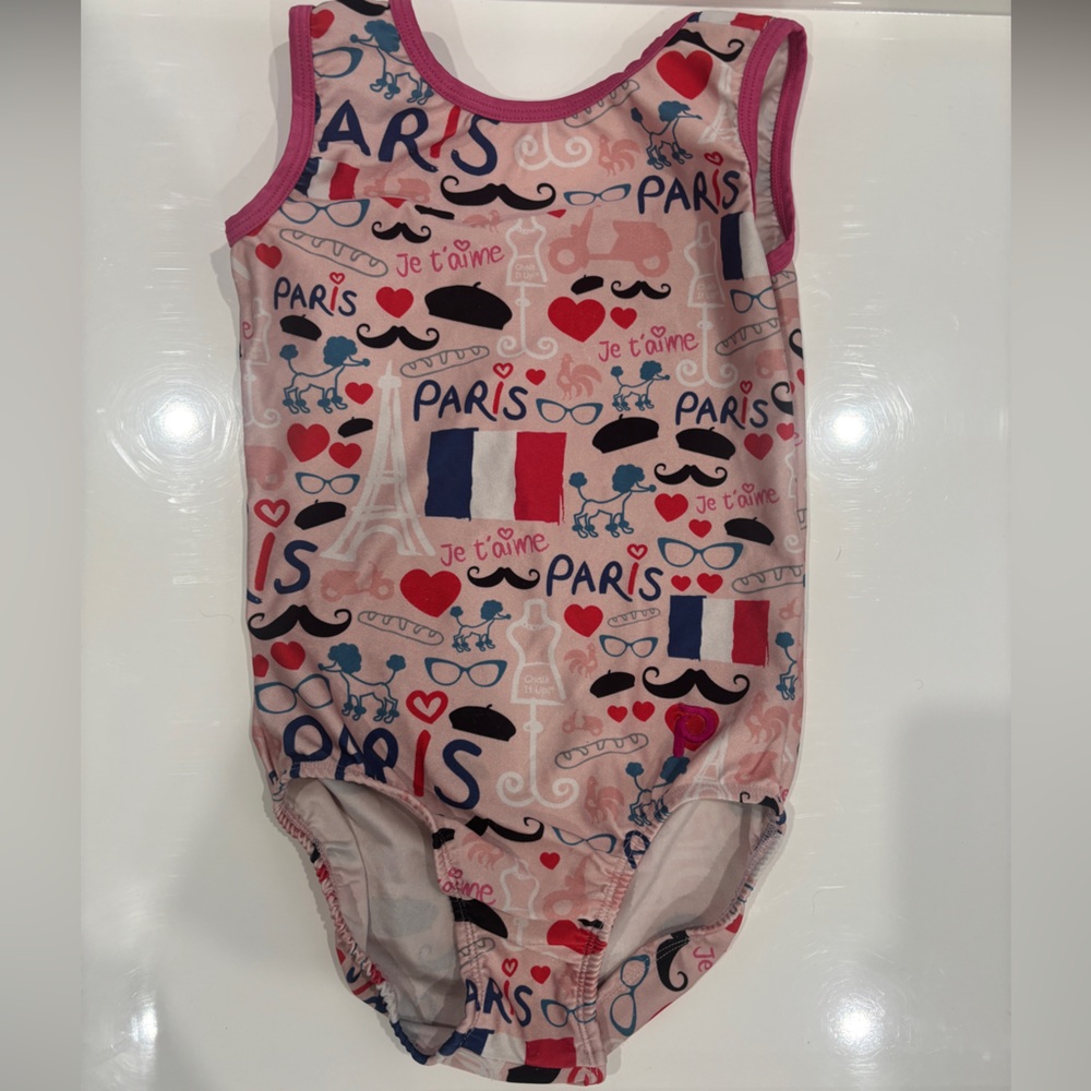 Paris themed pink PLUM leo